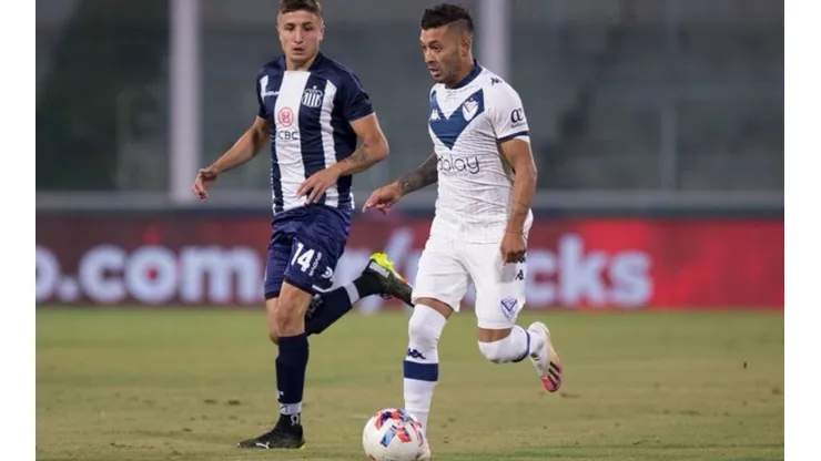 Talleres no pudo con Vélez y le dejó el campeonato servido a River.