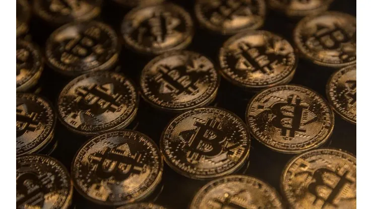 ¿Qué es el impuesto al cheque que Argentina le puso al Bitcoin y otras criptomonedas? (Getty Images)