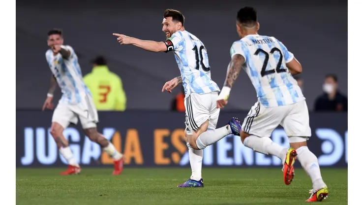 Argentina v Uruguay - FIFA World Cup 2022 Qatar Qualifier