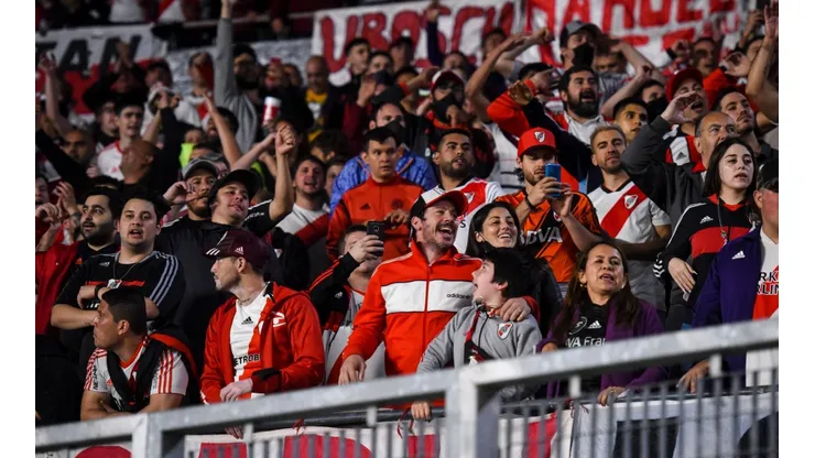Irrisorios precios para que los hinchas de River no puedan ir a la cancha de Platense.