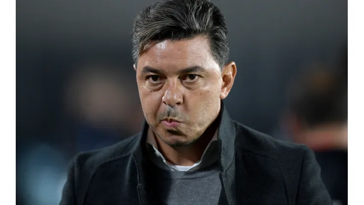 River está atento a lo que pase con David Martínez y Robert Rojas.