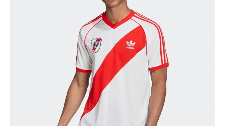 Camiseta clásica de River 1986 (Foto: Adidas)