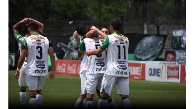 Chicago y Estudiantes (BA) se enfrentan por la Primera Nacional (Foto: C. A. N. CH.).