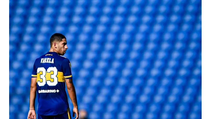 ¿Qué es el #FreeVarela? El reclamo de los hinchas de Boca a Riquelme y Battaglia