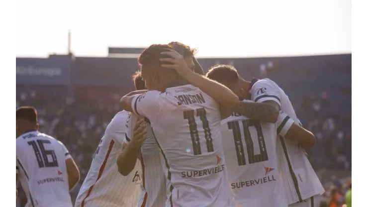 Lucas Janson le dio el triunfo a Vélez frente a San Lorenzo.
