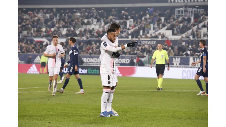 Sin Messi, Neymar y Mbappé brillaron en el PSG y le ganaron con lo justo al Bordeaux