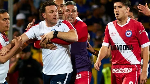 Milito, en llamas tras la derrota.