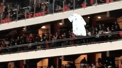 La hinchada de Estudiantes cantó por Bilardo en el homenaje a Maradona