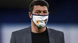 Battaglia da vuelta la página.