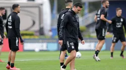 ¿Hay esperanza? El posteo de un jugador clave de la Selección que sería baja por lesión