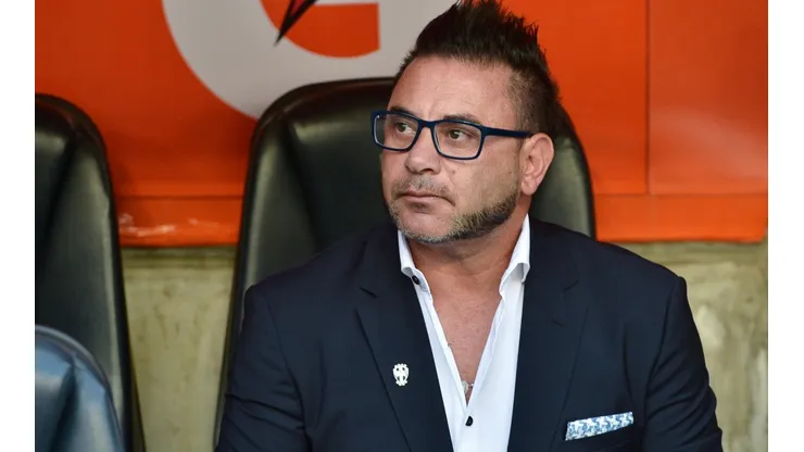 El mal momento que vivió Antonio Mohamed: le robaron el auto en la noche del lunes