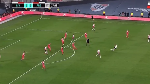 VIDEO | Zuculini sacó un bombazo y puso el 1 a 0 para River