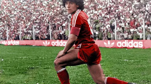 Uno ya no existe y otro está en el extranjero: los clubes que buscaron a Maradona antes que Boca