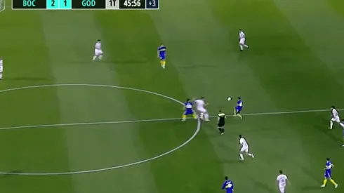 VIDEO | La genialidad de Almendra que hizo llegar el gol de Vázquez