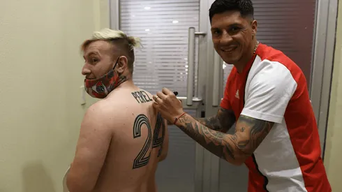 Locura de un hincha de River por Enzo Pérez.