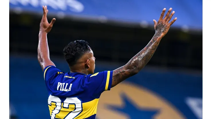 Mientras se define su futuro, Villa hizo una videollamada con un ídolo de River