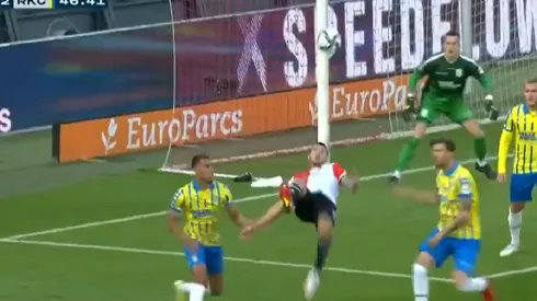 VIDEO | Teléfono, Scaloni: Marcos Senesi hizo una asistencia ¡de chilena!