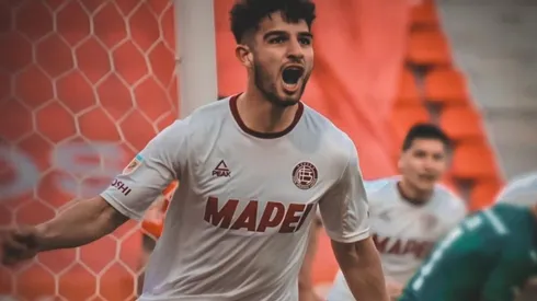 El correntino le arruinó la alegría a los hinchas de Banfield.