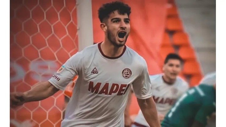 El correntino le arruinó la alegría a los hinchas de Banfield.