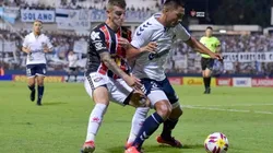 Chacarita y Quilmes se enfrentan por la Primera Nacional (Foto: Prensa C. A. CH. J.)