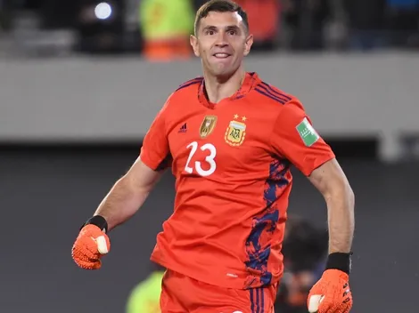 VIDEO | El festejo de Dibu Martínez en el penal errado de Perú