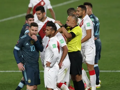 Dos jugadas que cambiaban el partido: salieron a la luz los audios del VAR en el Argentina-Perú