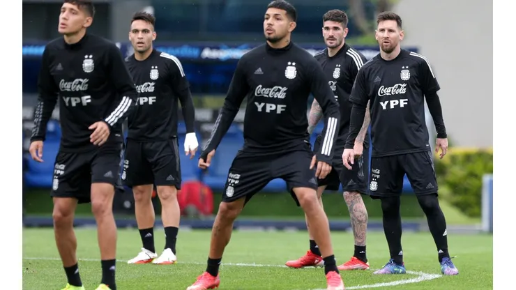 Los diez jugadores que deben seguir cuidándose para llegar al clásico con Uruguay