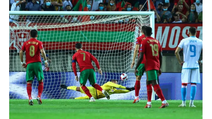 No sean malos: "Penaldo" fue tendencia por el partido de Cristiano en Portugal