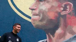 El gesto viral de Dibu Martínez al ver el mural de la Copa América