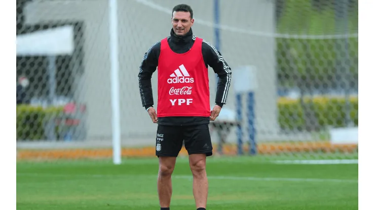Scaloni planea cambios para enfrentar a Perú.