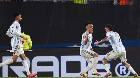 VIDEO | Messi juntó rivales, la abrió para De Paul y asistió a Lautaro para su gol y la goleada