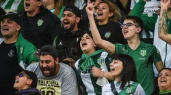 Banfield sancionará a los hinchas que escupieron a los jugadores de River. (Getty)