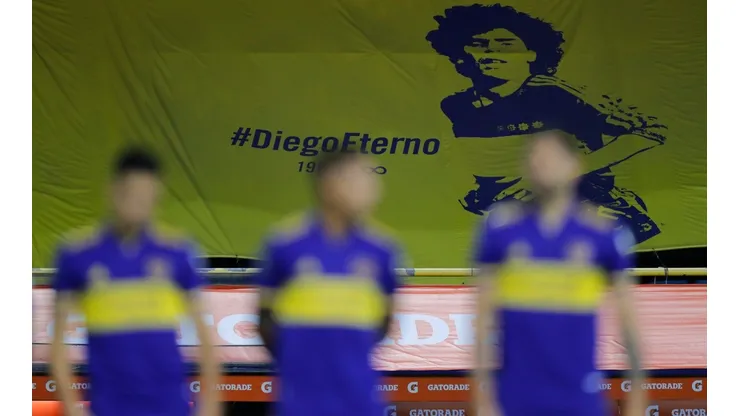 VIDEO | El emotivo homenaje de los hinchas de Boca a Maradona