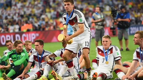 Thomas Müller levantando la Copa del Mundo de Brasil 2014 (Foto: Getty Images)
