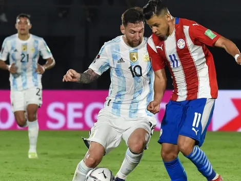 La bandera que los hinchas de Paraguay le dedicaron a Messi