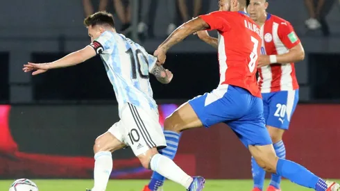 Distintos juegos, mismo resultado: Argentina y Paraguay no se sacaron diferencias