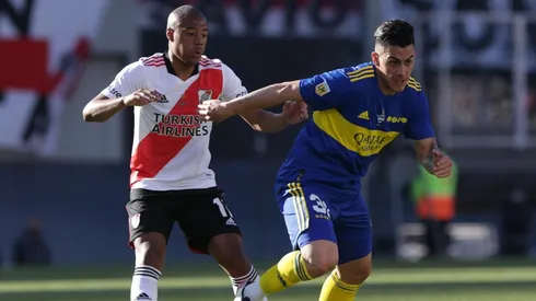 Nicolás De La Cruz y Cristian Pavón, Superclásico de la Liga Profesional (Foto: Getty Images)