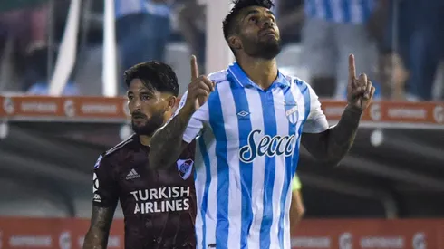 Atlético se quedó con los puntos del suspendido ante River.