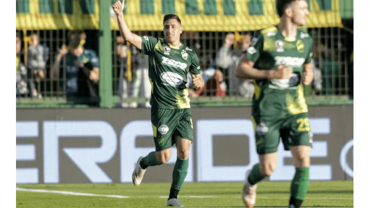 Festeja River: Defensa bajó a Talleres de la punta en Varela