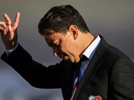 Los hinchas de River le pidieron que se quede a un Gallardo emocionado