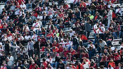 Xenofobia en el Superclásico: la bandera de los hinchas de River en el Monumental