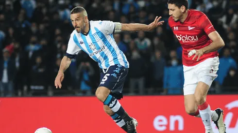 A Racing se le escapó sobre el final ante Estudiantes y sigue sin ganar