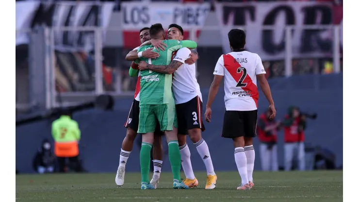 Superclásico: Salió de Boca, es ídolo de River y hoy usó a Armani para gastar al Xeneize