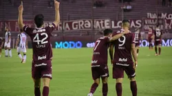 La celebración de Lanús en el 1-1 parcial.