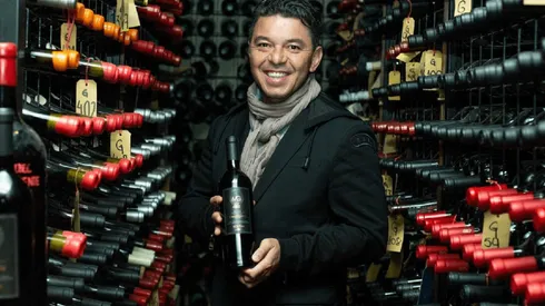 Enloquecen los hinchas de River: Gallardo lanza su vino con un guiño a la final de Madrid