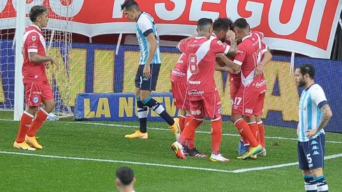 El festejo de los jugadores de Argentinos Juniors.