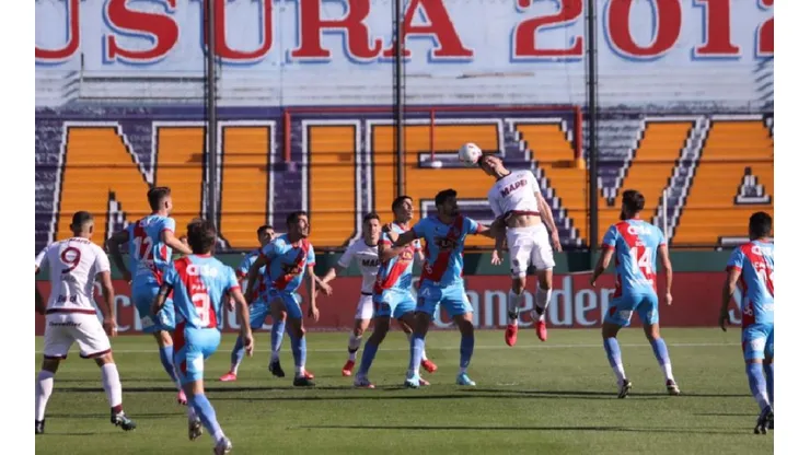 Arsenal sorprendió a Lanús en Sarandí y ganó su segundo partido del torneo