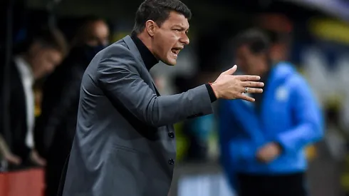 Battaglia sorprende con el XI de Boca.