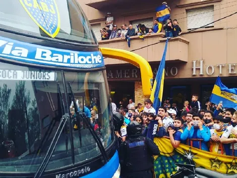 VIDEO: El impresionante recibimiento al plantel de Boca en Santiago del Estero
