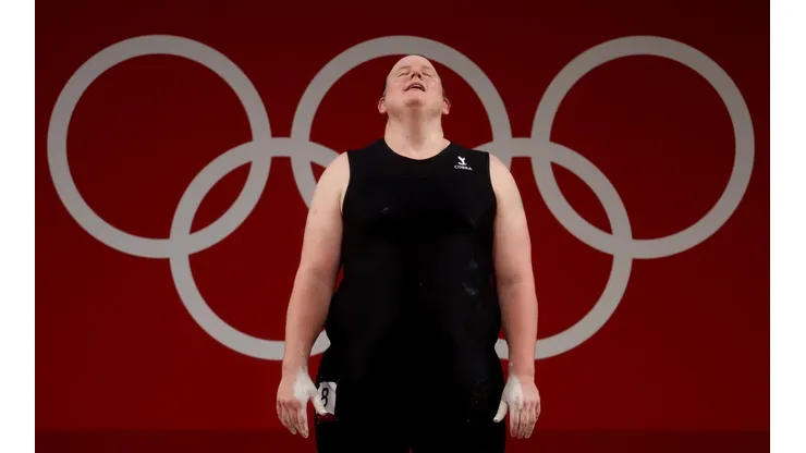 Weightlifting - Olympics: Day 10
